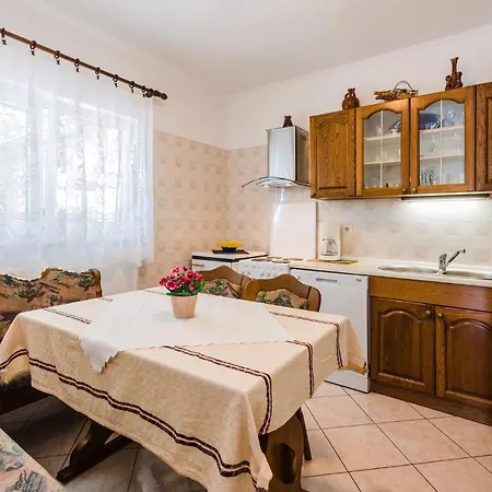 Apartment In 39519